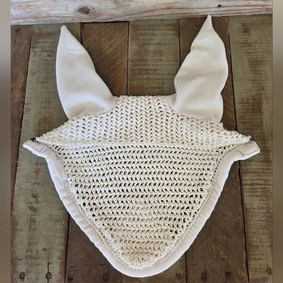 Ear Bonnet - Picture 2 of 4